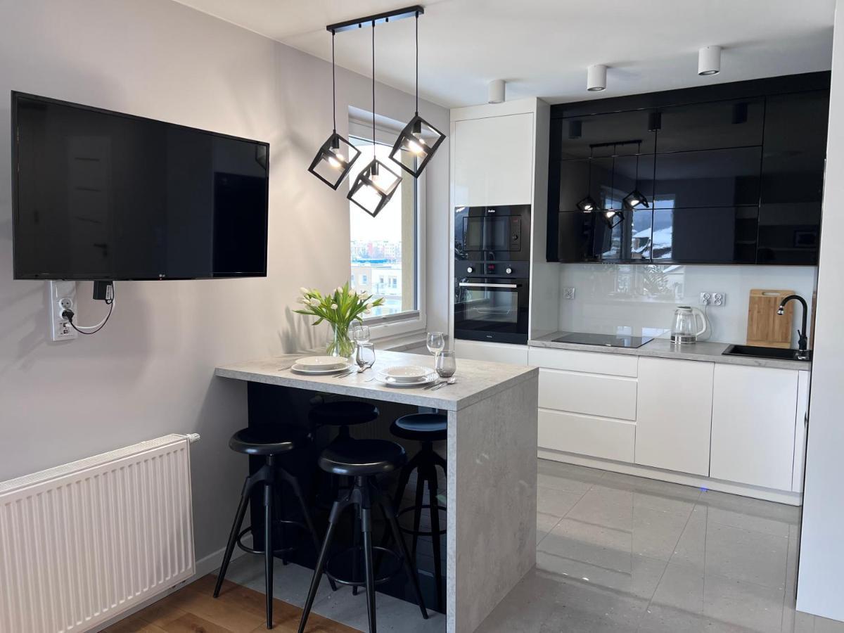 Appartement Apartament Jeleniowska Podziemny Parking Taras à Kielce Extérieur photo