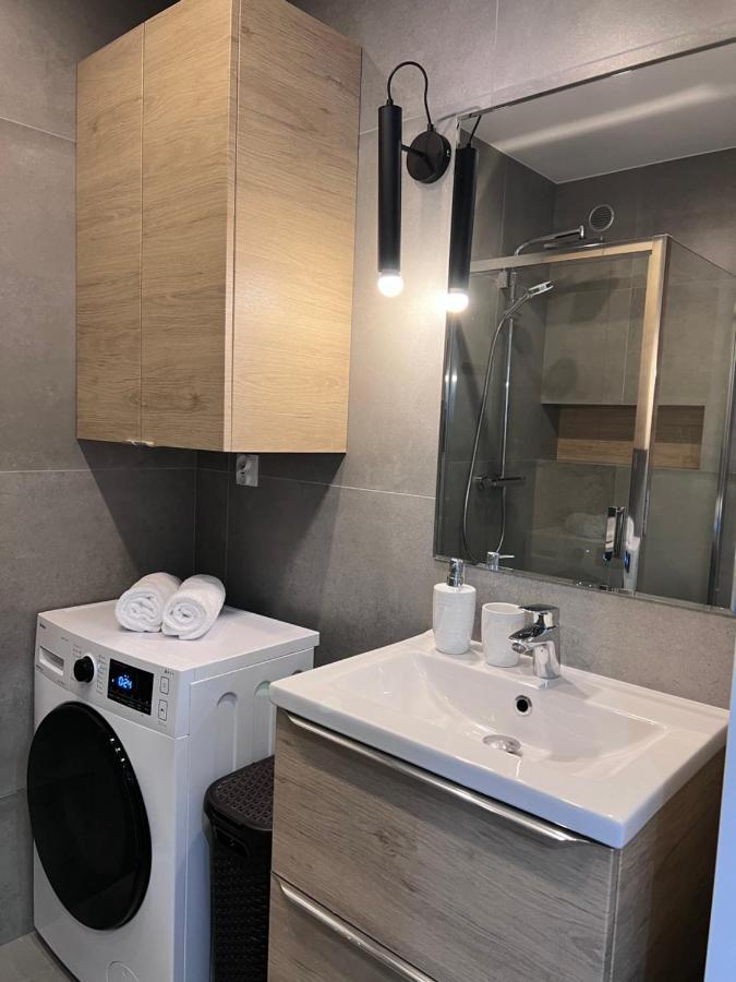 Appartement Apartament Jeleniowska Podziemny Parking Taras à Kielce Extérieur photo